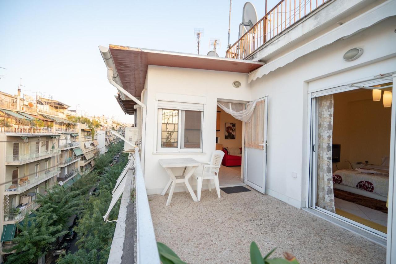 Attica Train Station 1 Bedroom 4 Pers Apartment أثينا المظهر الخارجي الصورة