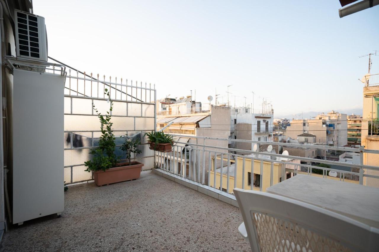 Attica Train Station 1 Bedroom 4 Pers Apartment أثينا المظهر الخارجي الصورة
